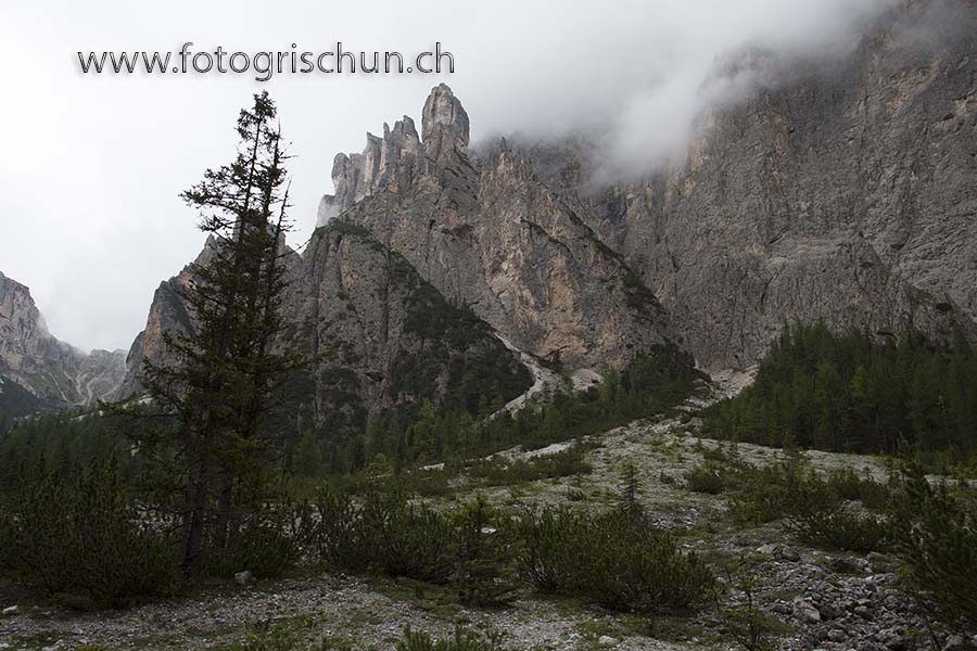 Schliessen von Langental_Dolomiten.jpg