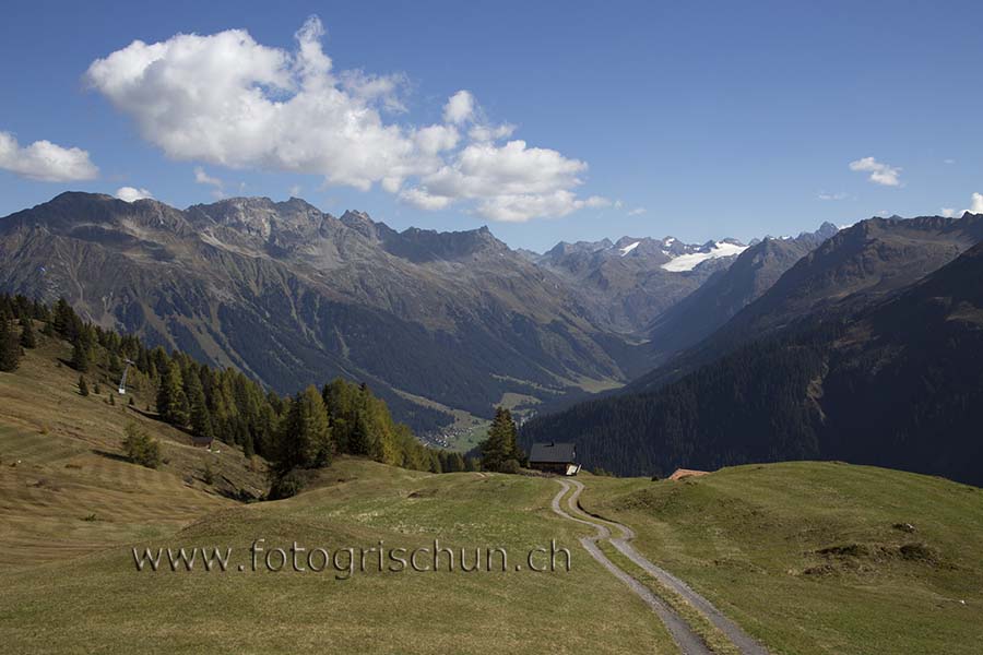 Schliessen von Schwarzseealp.jpg