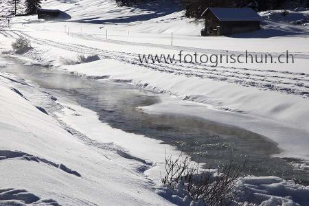 Klick für Originalgröße :Dischmabach_Winter2.jpg