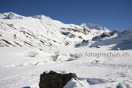 Klick für Originalgröße :Flueela_Winter.jpg