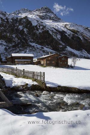 Klick für Originalgröße :Sertig_Herbst_Schnee2.JPG