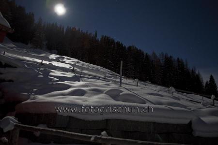 Klick für Originalgröße :Vollmond1.jpg